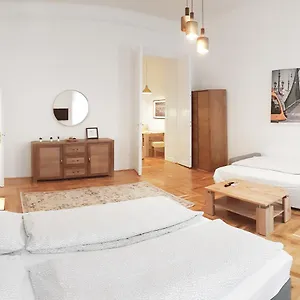 Luxury New Cozy Flat At Dob Street Nearby Gozsdu Court בודפשט
